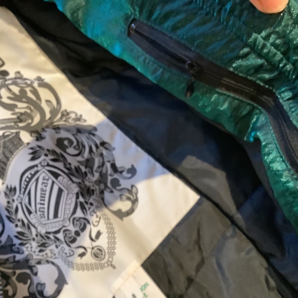 Vintage 80’s/90’s Nils Skiwear Snowsuit in Iridescent Emerald Green Size 8 - Picture 8 of 14